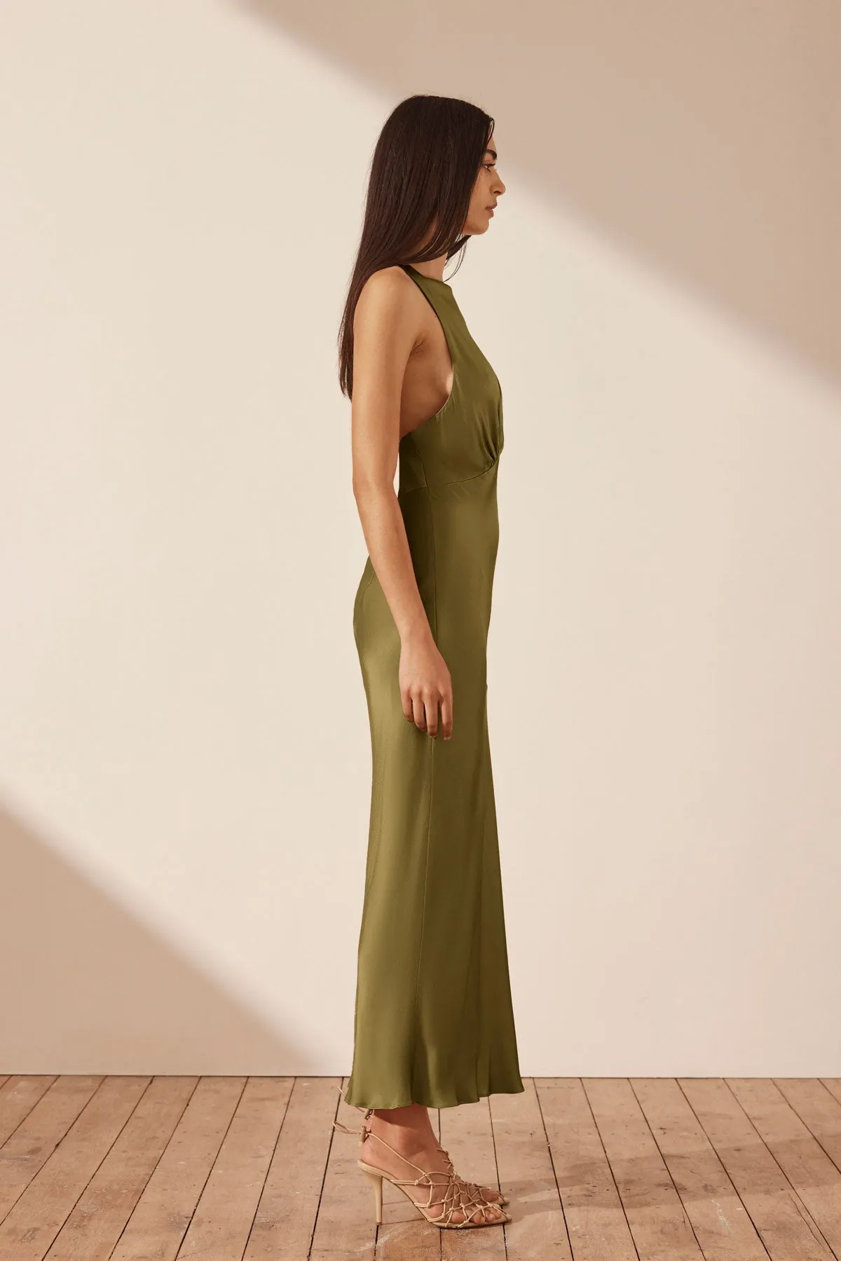 ARIENZO PLUNGED CROSS BACK MIDI DRESS - GREEN OLIVE