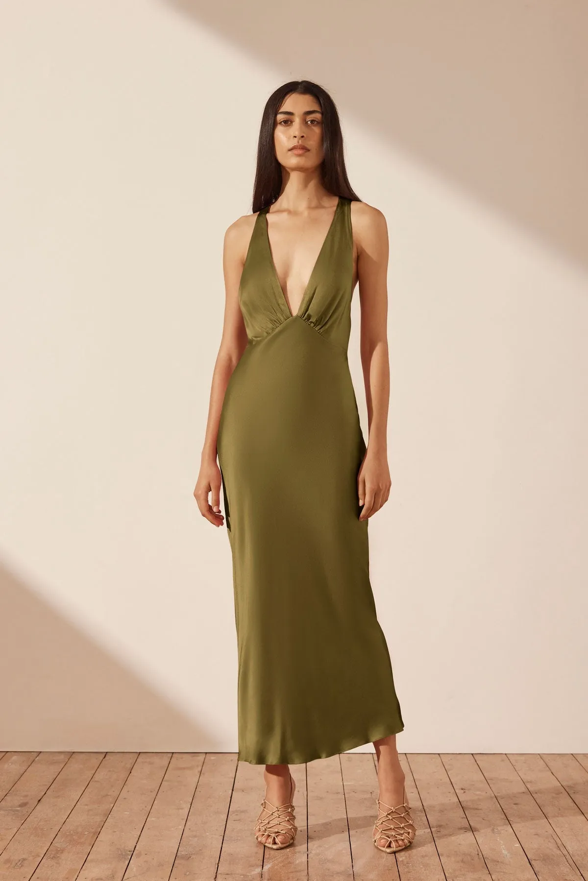ARIENZO PLUNGED CROSS BACK MIDI DRESS - GREEN OLIVE
