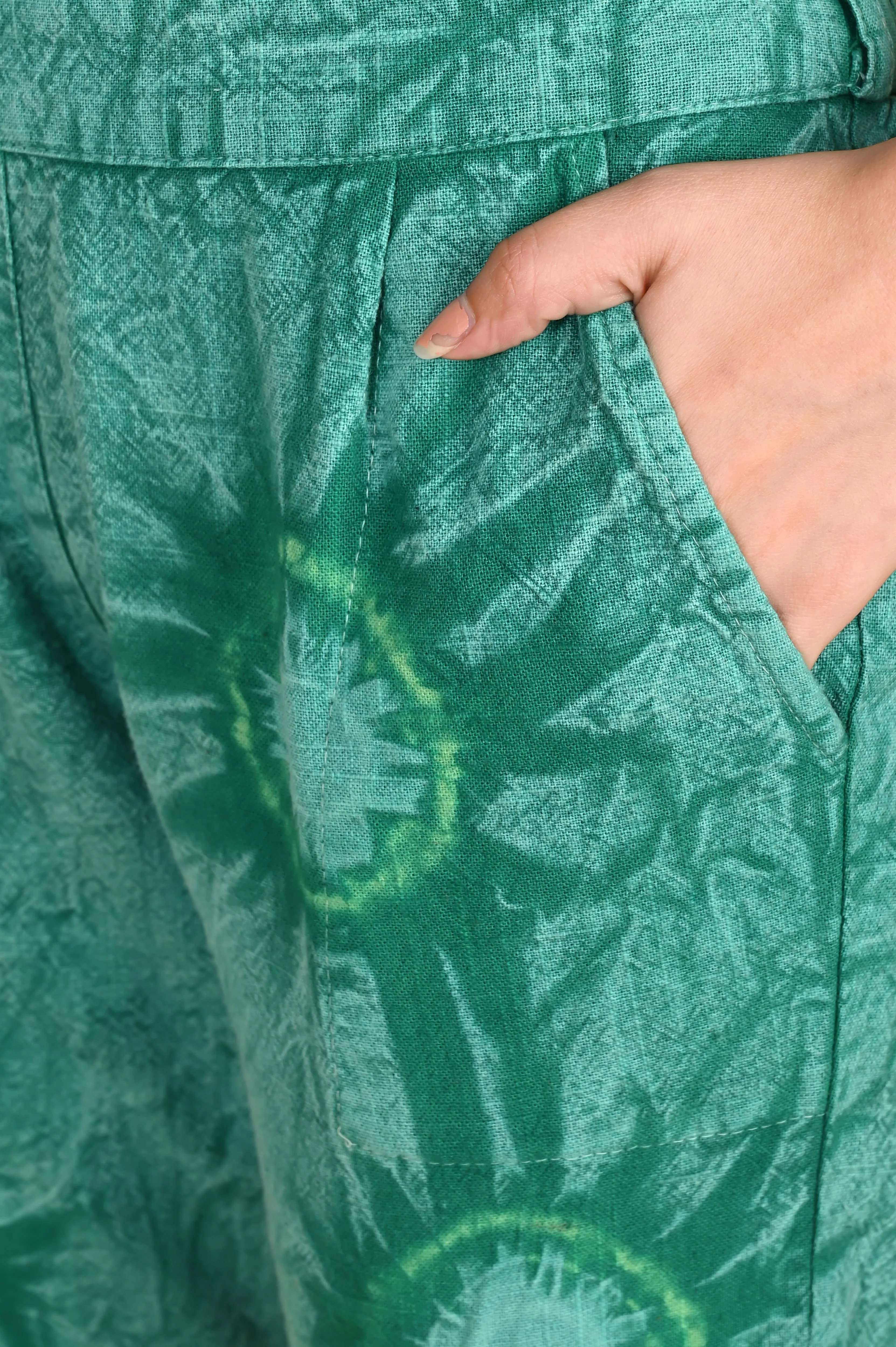 BOTTLE GREEN BANDHEJ COTTON PANTS