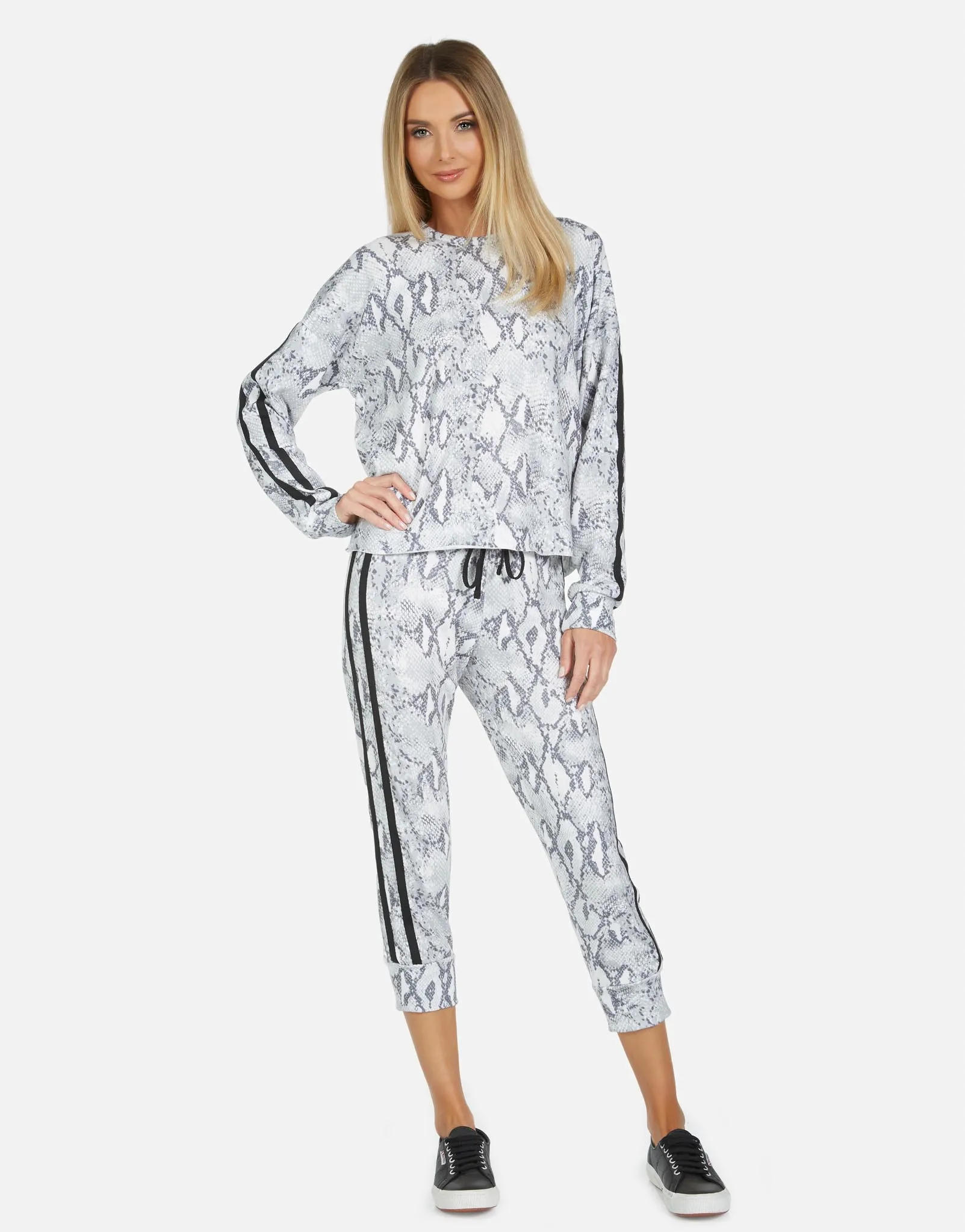 Brisbane LE Grey Snake Pullover