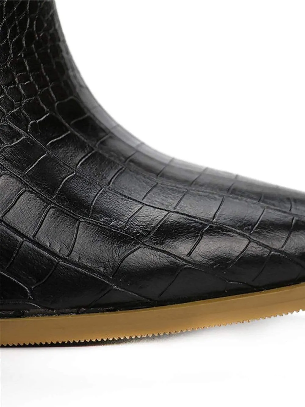 Cutwalk Mid Boot in Black