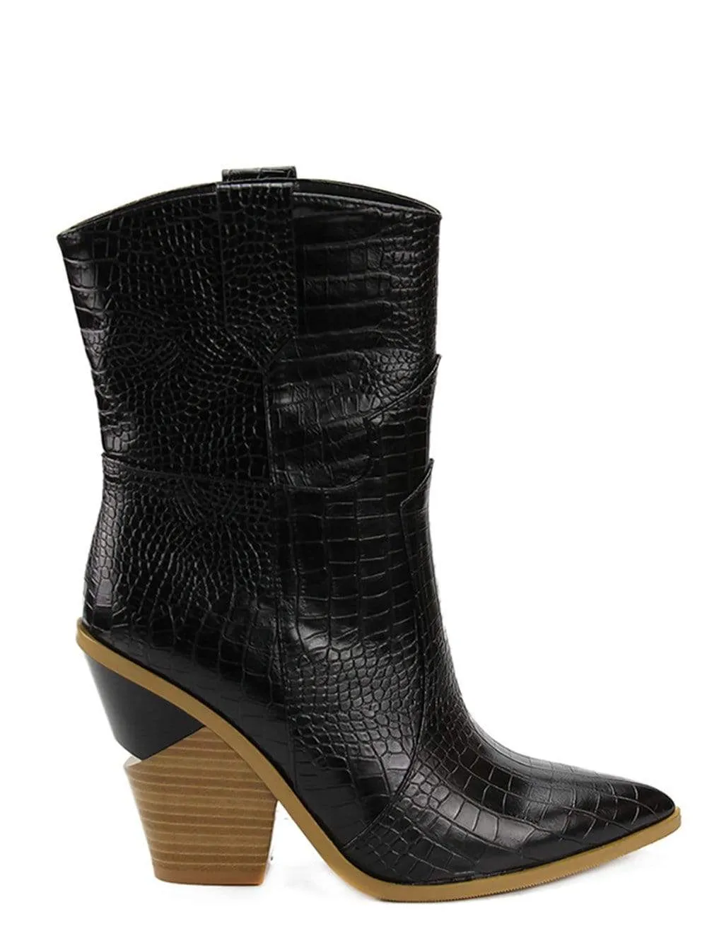 Cutwalk Mid Boot in Black