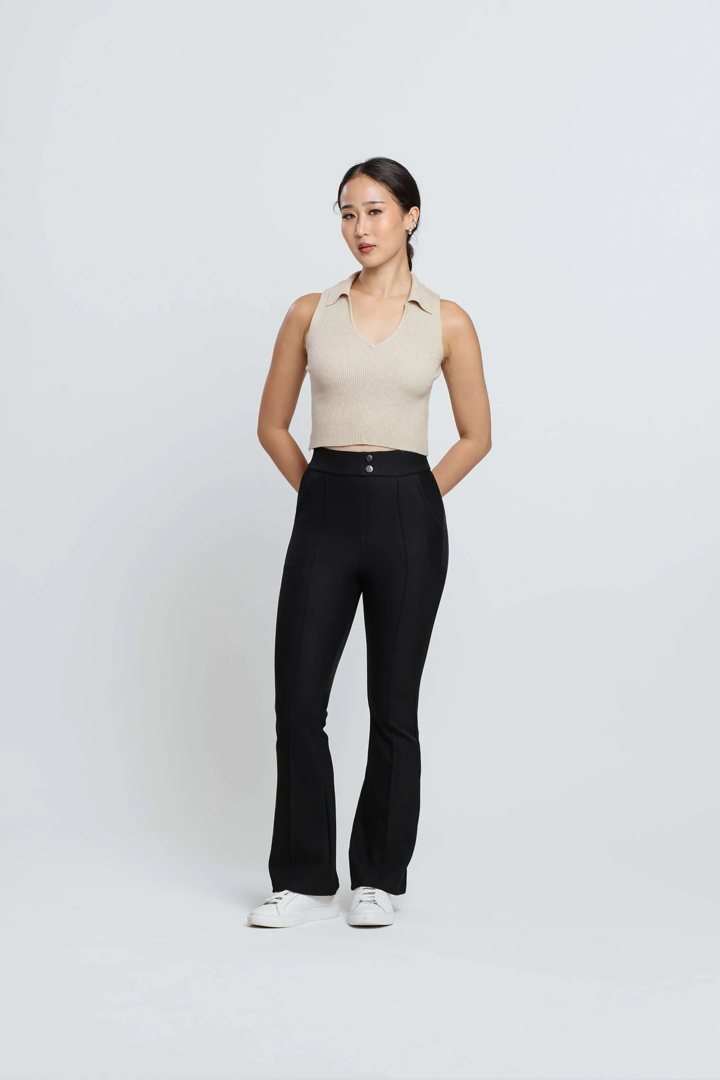 Essential Flare Pants