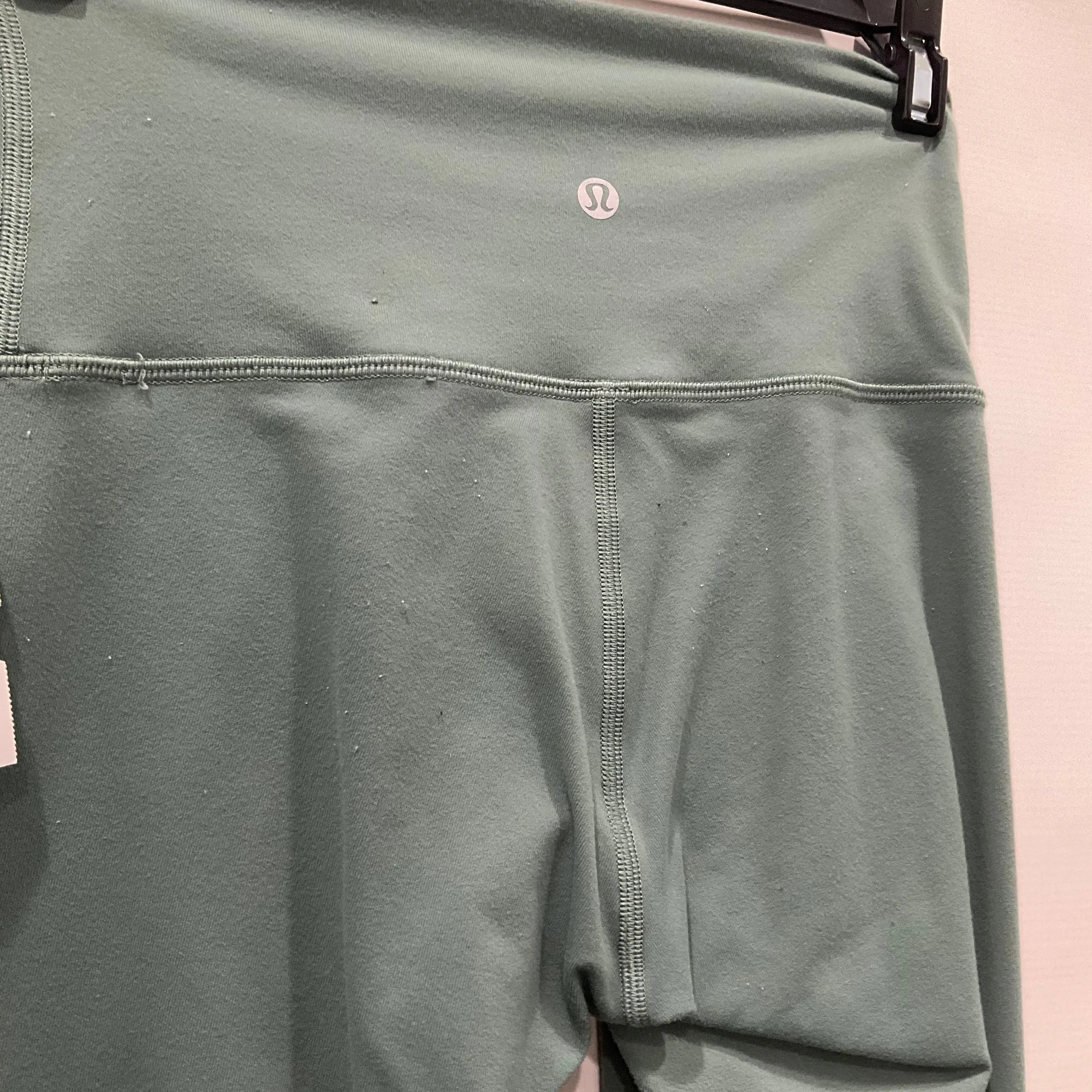 Green Athletic Leggings Lululemon, Size 4