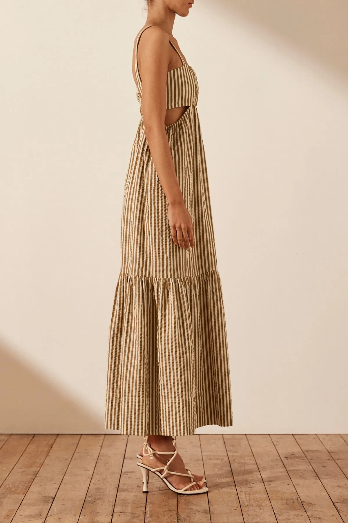HELE CUT OUT RUCHED MIDI DRESS - COCONUT/WALNUT