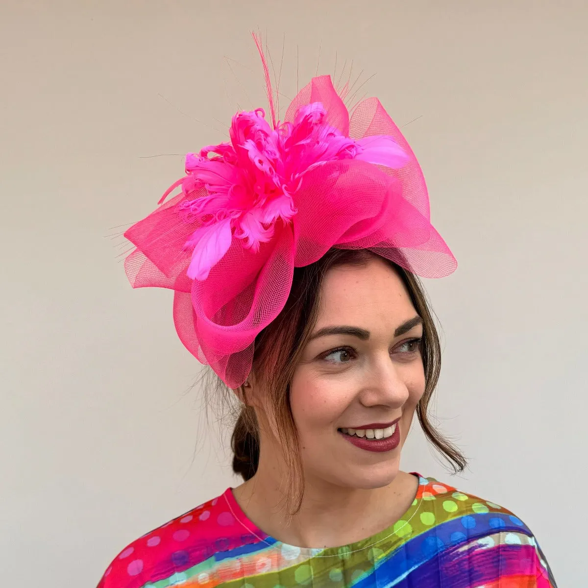 J Bees JB24/52 Net Hatinator with Flower in Pinks