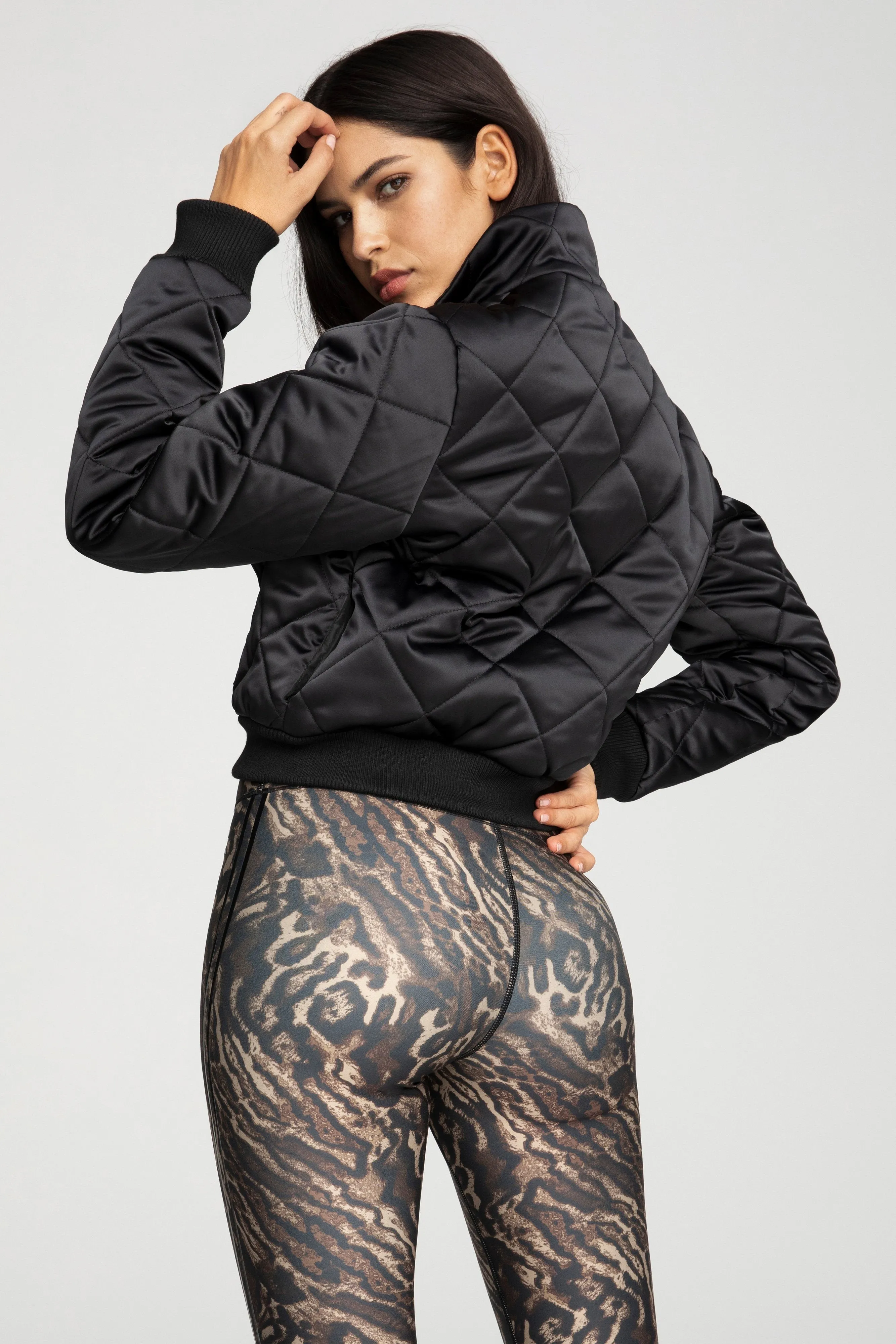 QUILTED PUFFER | BLACK001