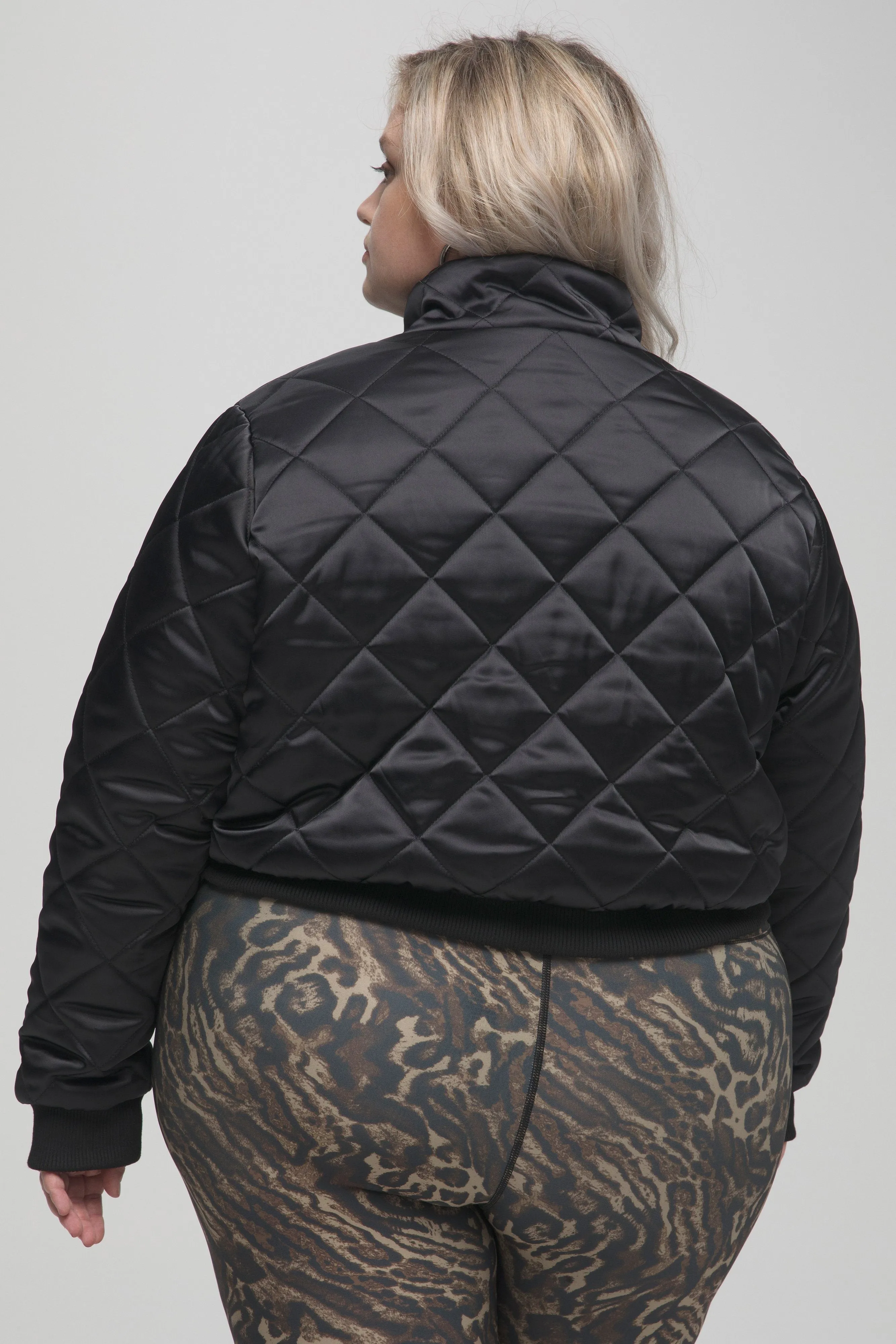 QUILTED PUFFER | BLACK001