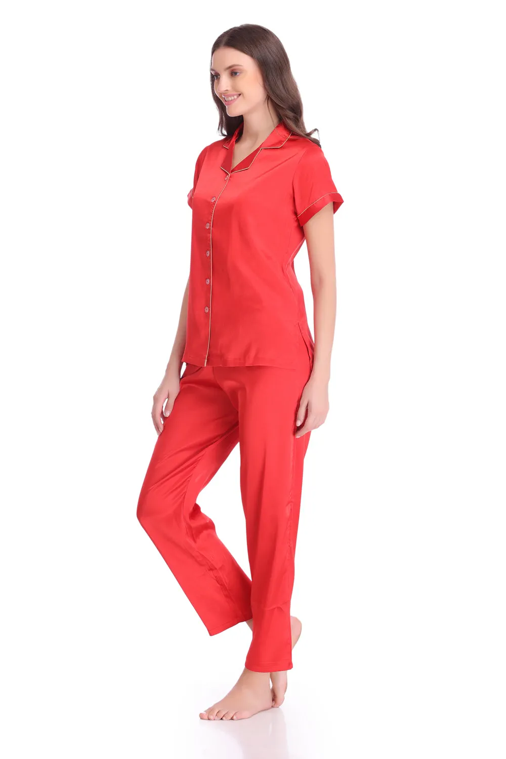 Red satin Classic collar Night suit