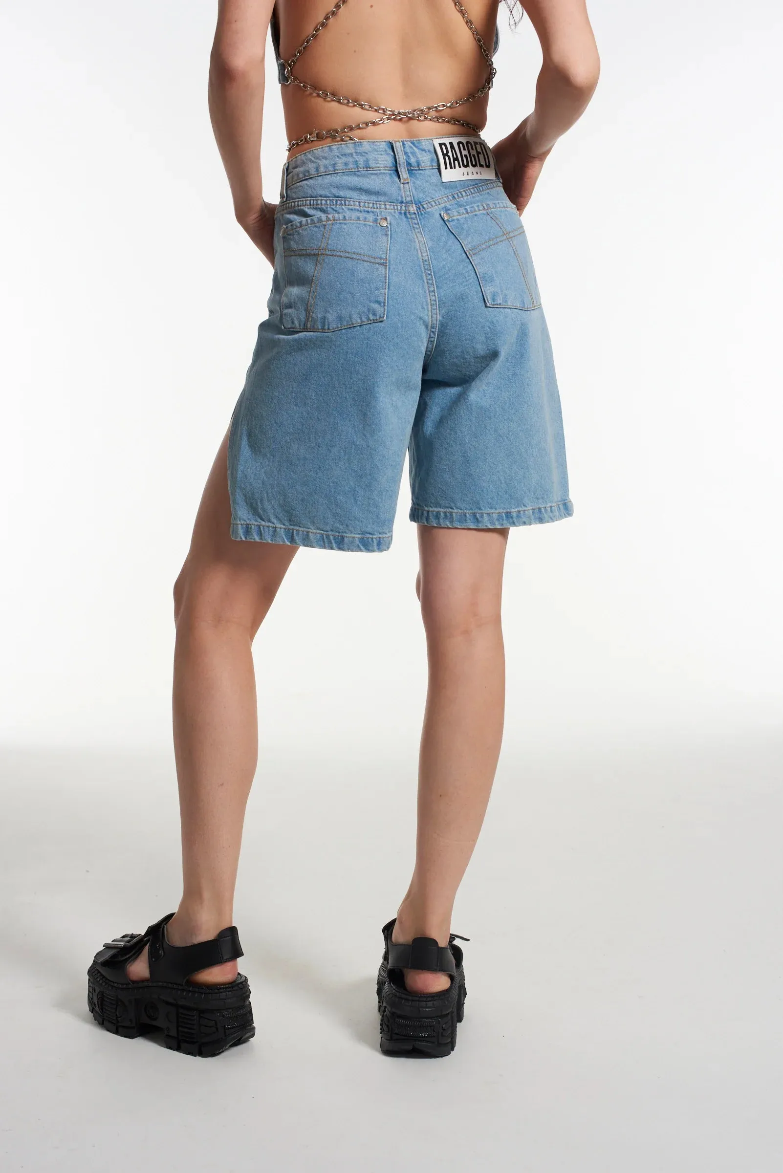 Side Split Short