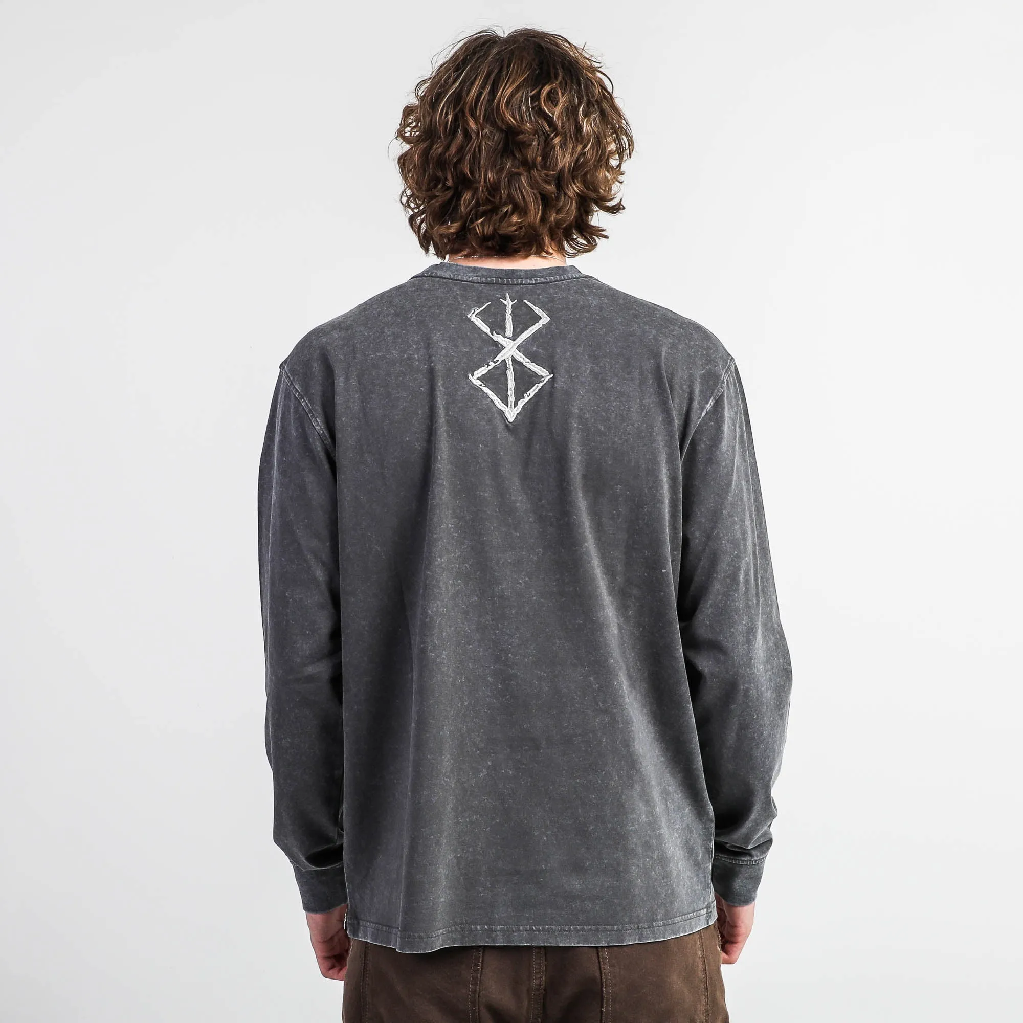 Skull Knight & Brand of Sacrifice Mineral Wash Long Sleeve