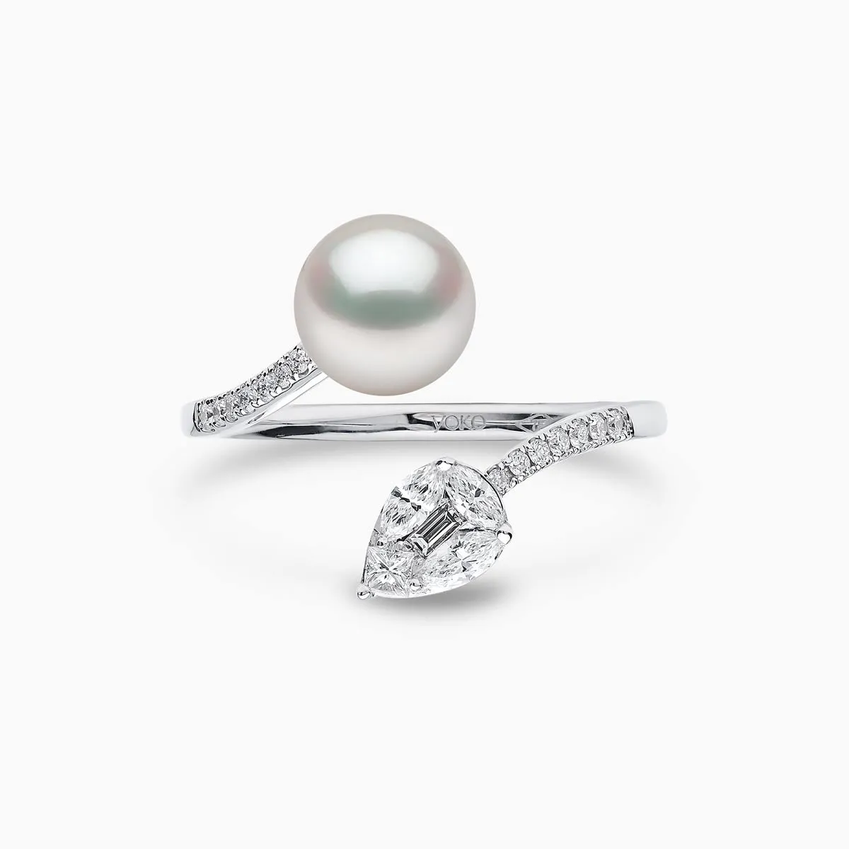 Starlight 18K Gold Pearl and Diamond Lumina Ring